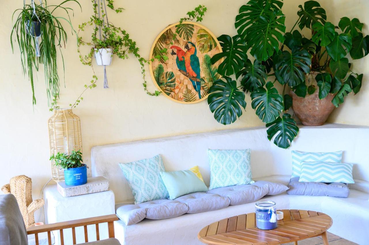 Le Mas De La Source Bed & Breakfast Mougins Ngoại thất bức ảnh