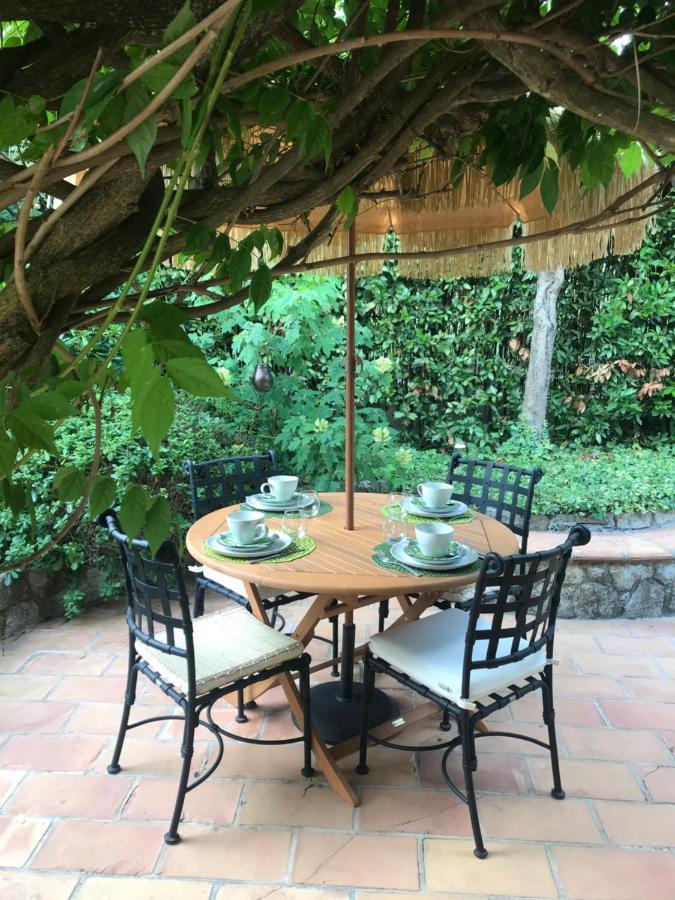 Le Mas De La Source Bed & Breakfast Mougins Ngoại thất bức ảnh