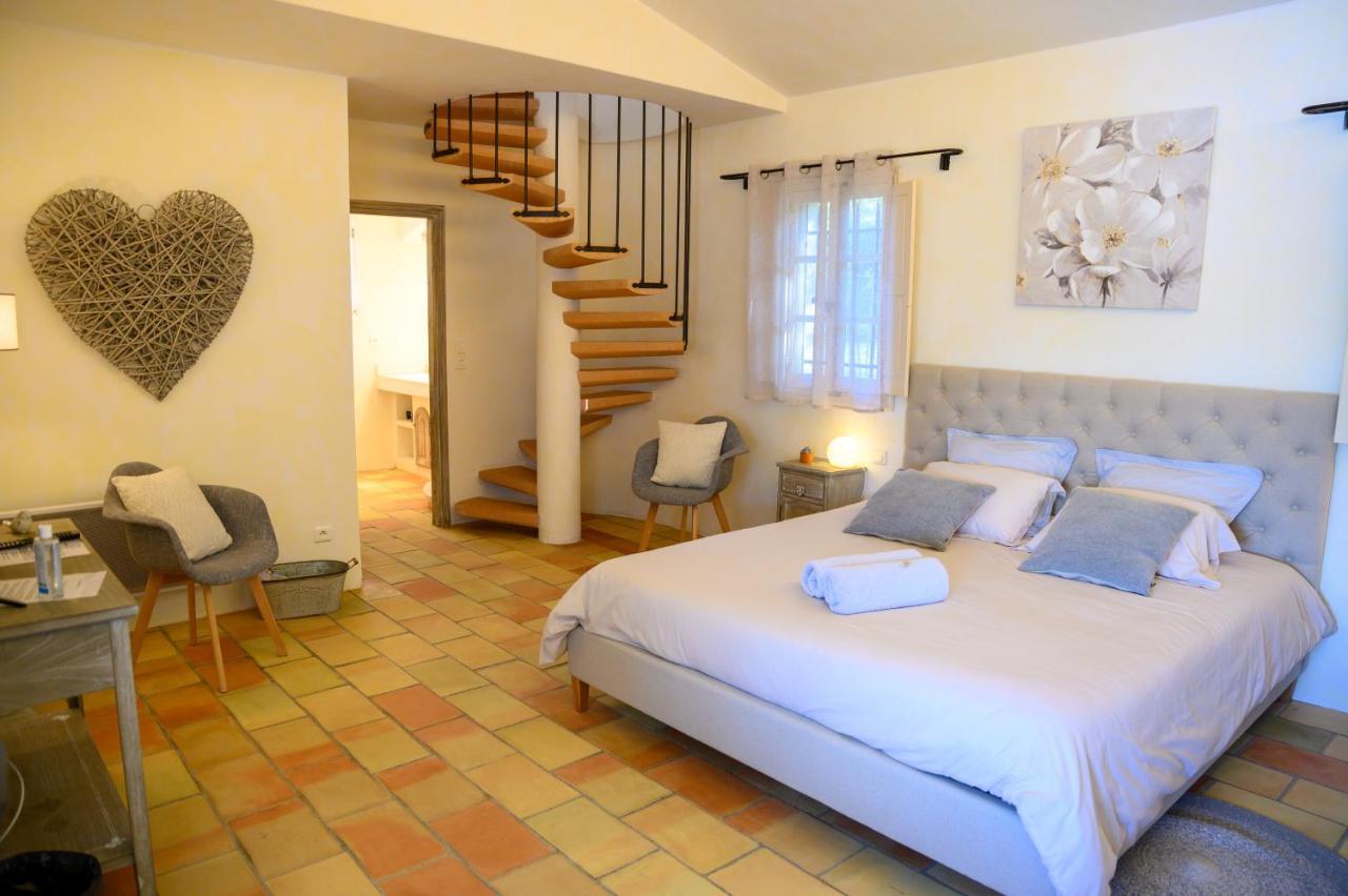 Le Mas De La Source Bed & Breakfast Mougins Ngoại thất bức ảnh