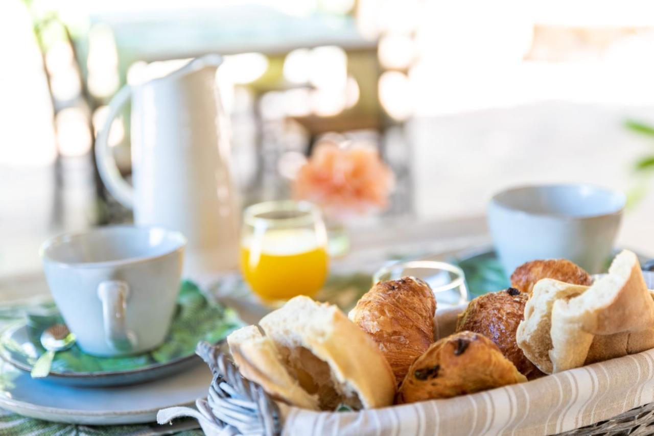 Le Mas De La Source Bed & Breakfast Mougins Ngoại thất bức ảnh